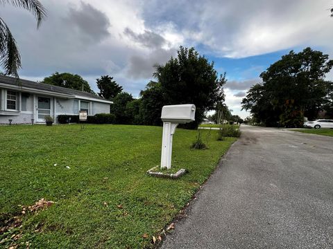 A home in Lake Worth