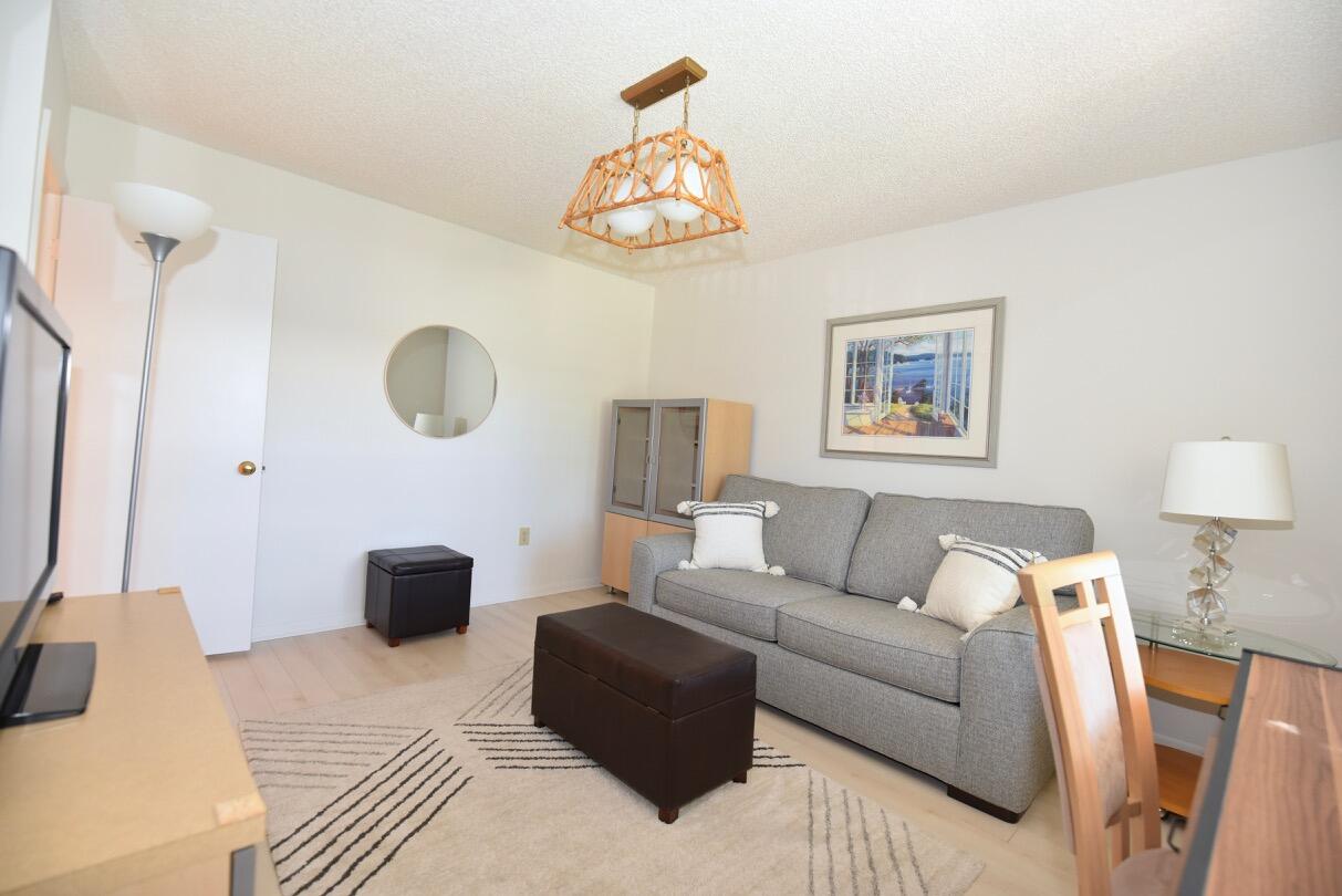 STRATFORD AT HUNTERS RUN CONDO - Residential