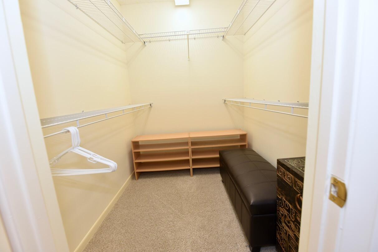 STRATFORD AT HUNTERS RUN CONDO - Residential