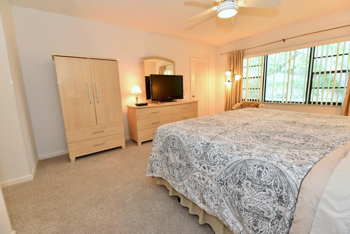 STRATFORD AT HUNTERS RUN CONDO - Residential