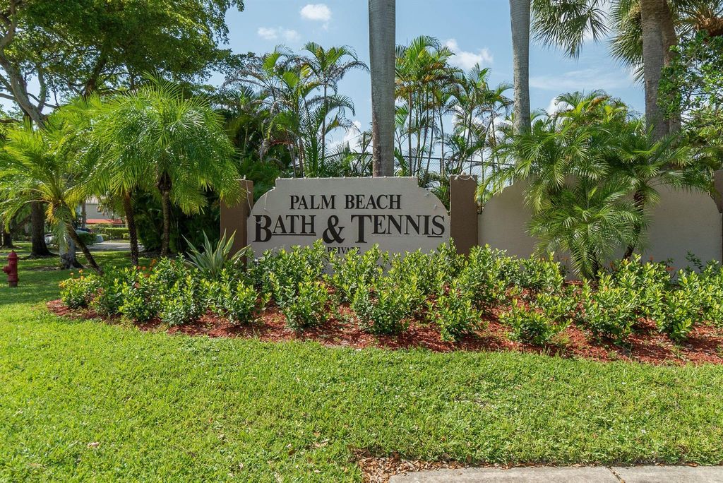 Photo of 5260 Grande Palm Circle, Delray Beach, FL 33484 (MLS # R10956720)