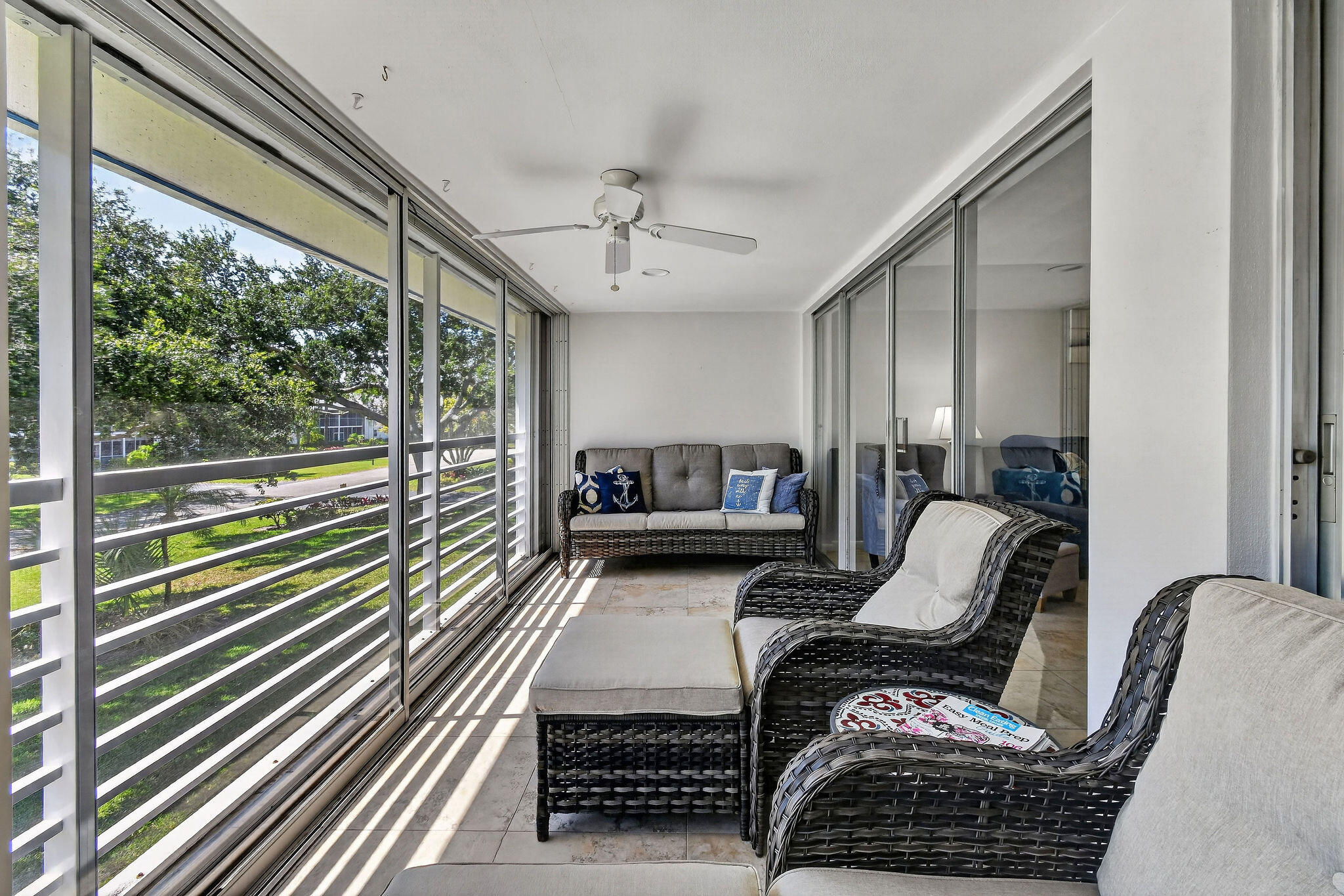 TEQUESTA GARDEN CONDO 4 - Residential