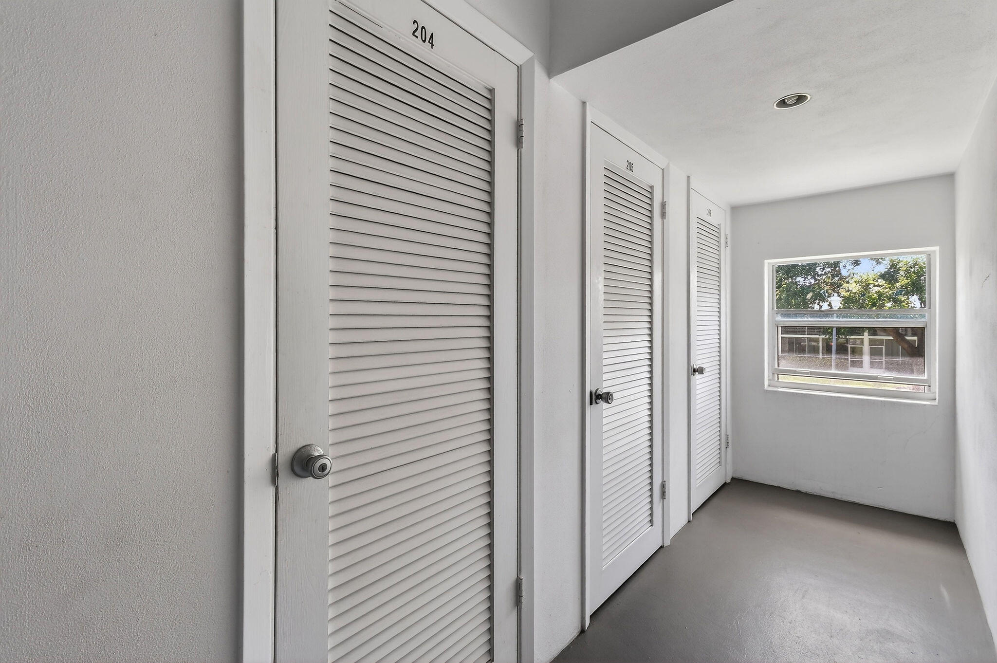 TEQUESTA GARDEN CONDO 4 - Residential
