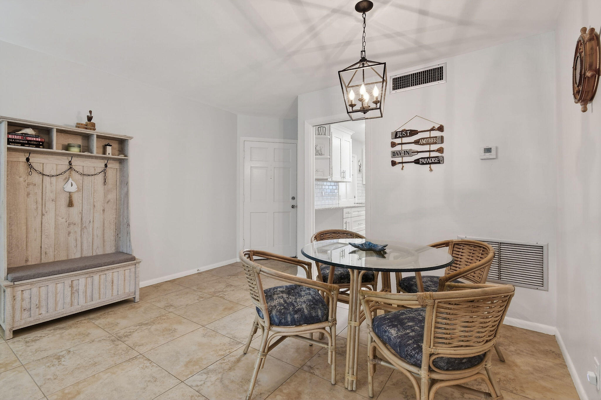 TEQUESTA GARDEN CONDO 4 - Residential
