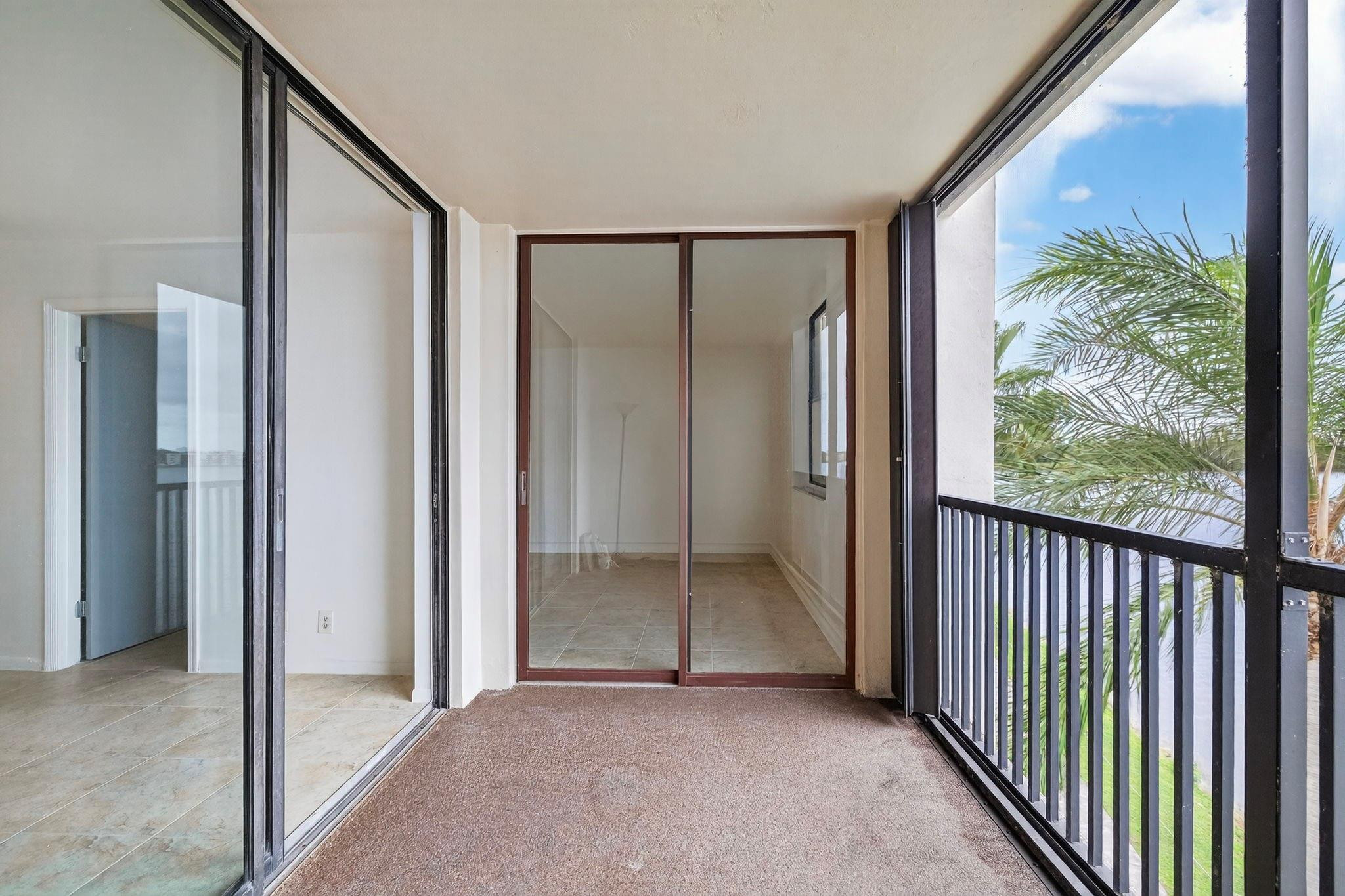 LAKE EMERALD CONDOMINIUM - Residential