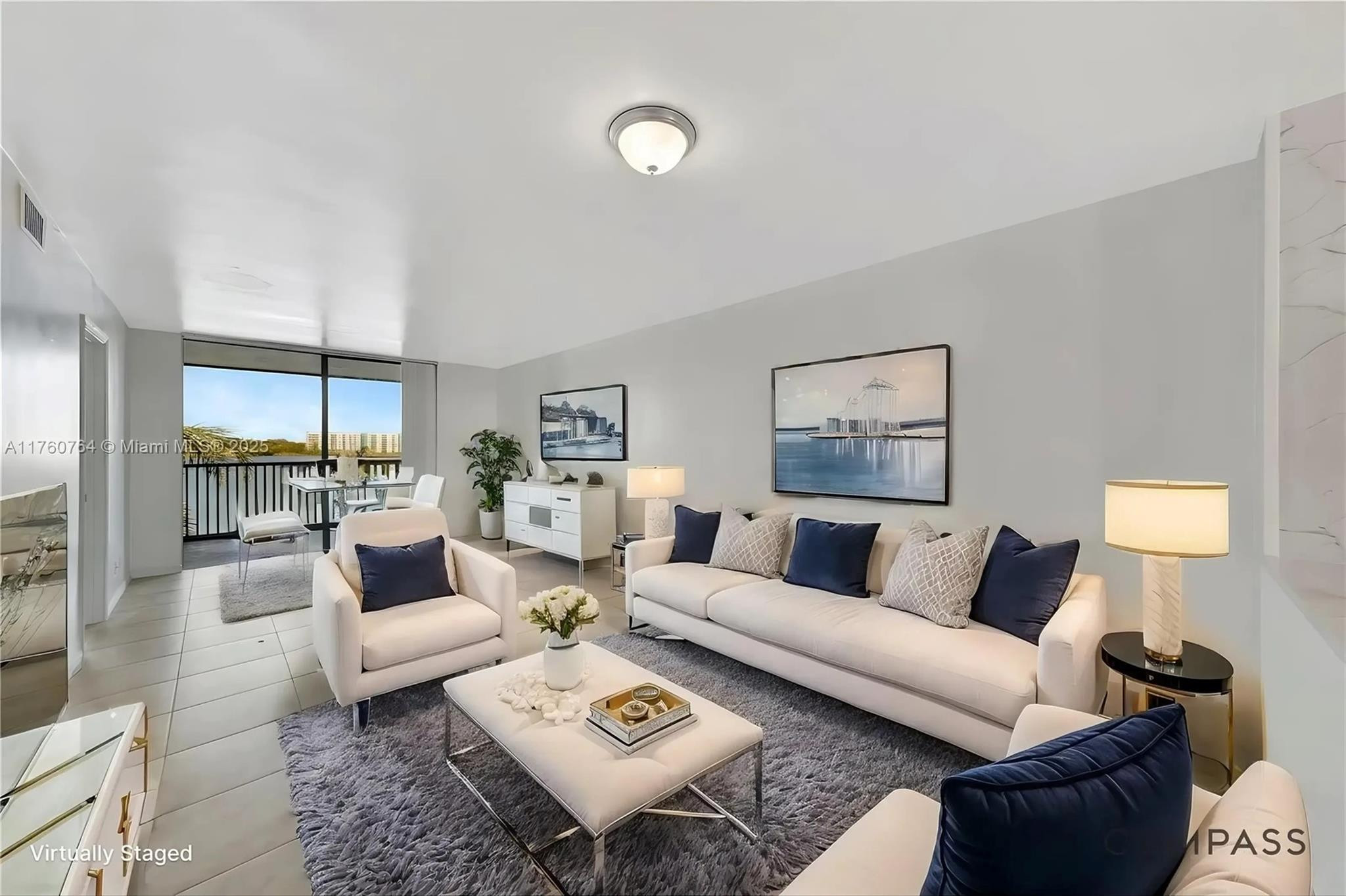 LAKE EMERALD CONDOMINIUM - Residential