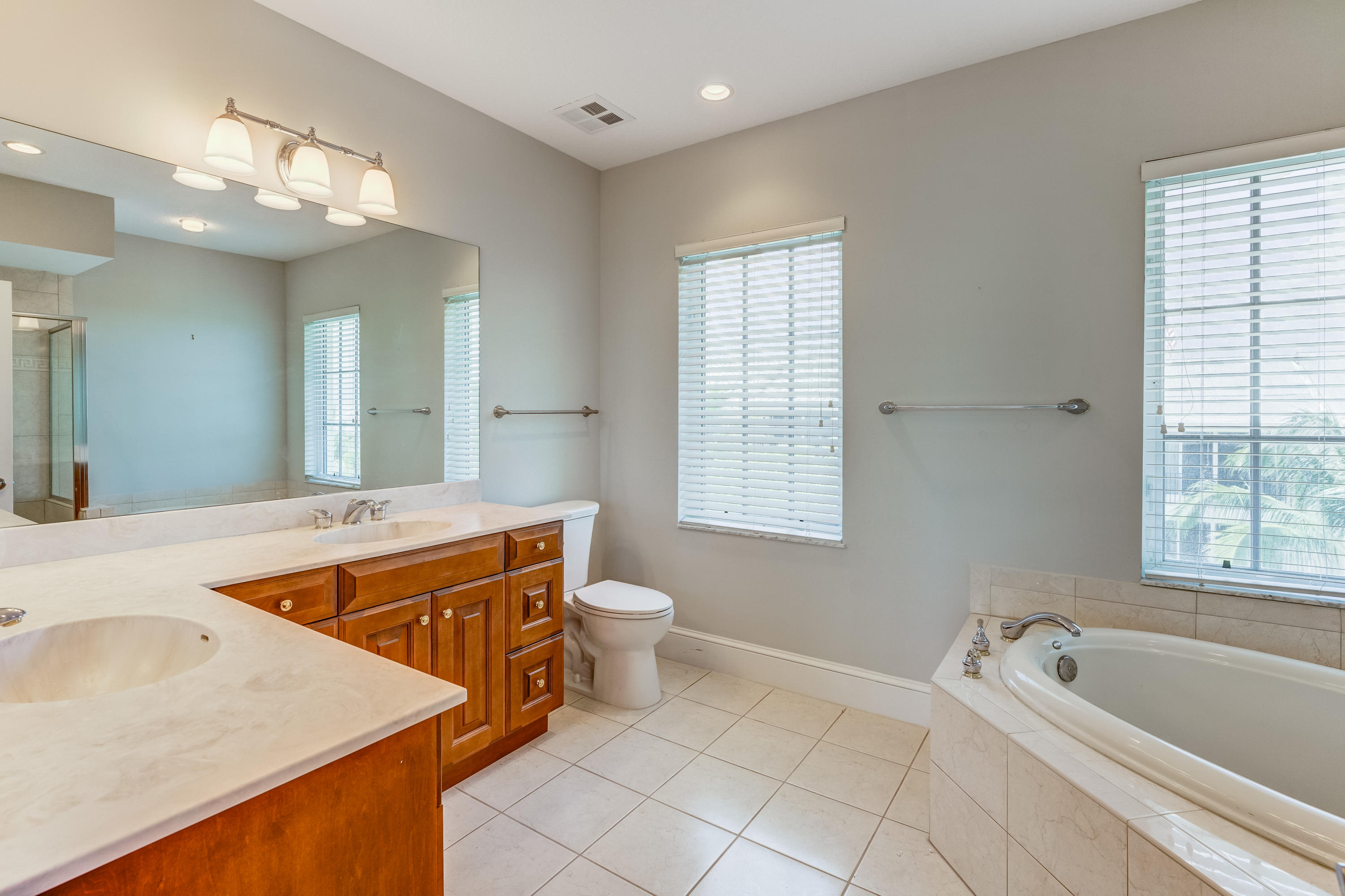 JUNO DUNES - Residential Lease