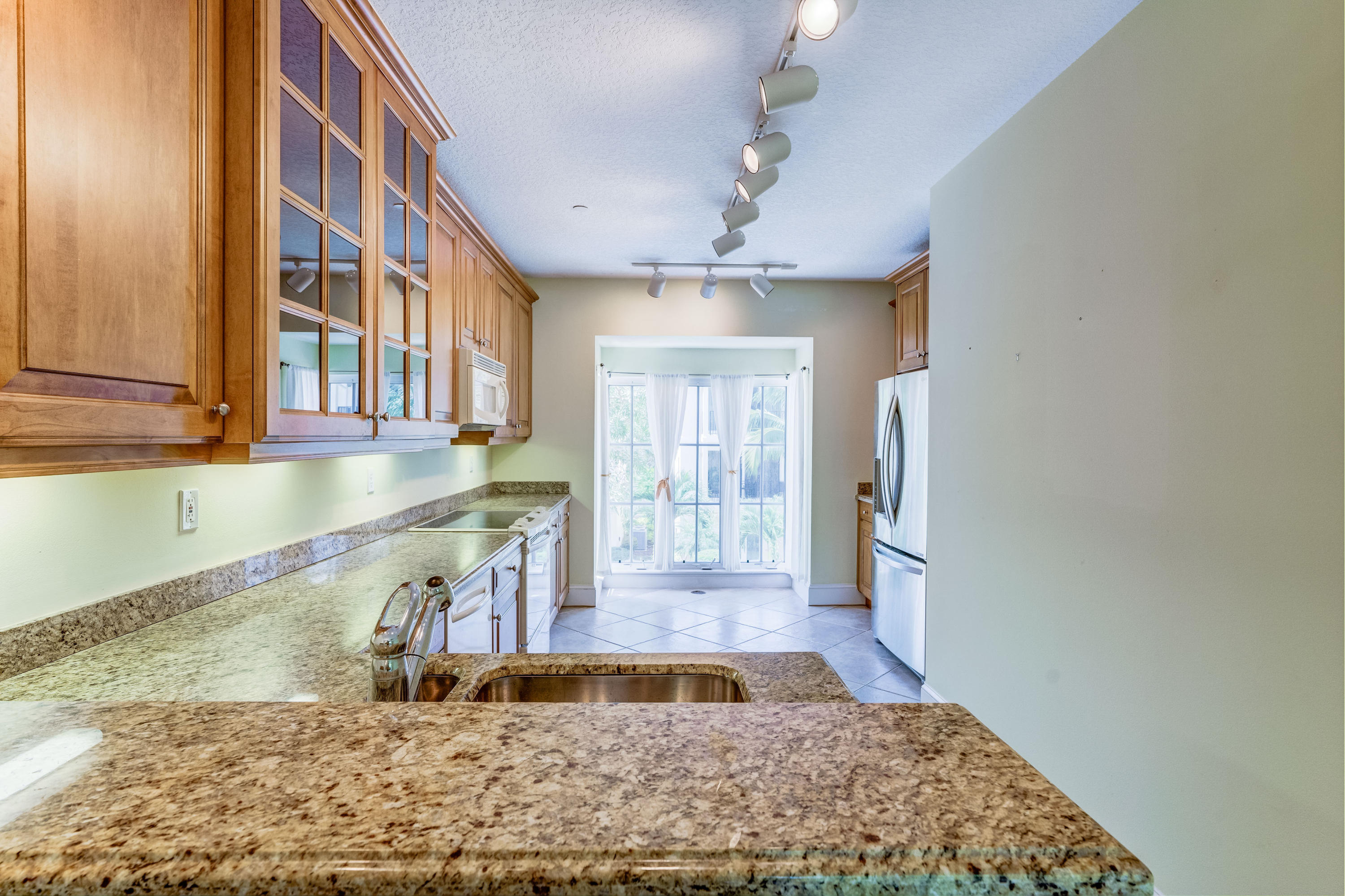 JUNO DUNES - Residential Lease