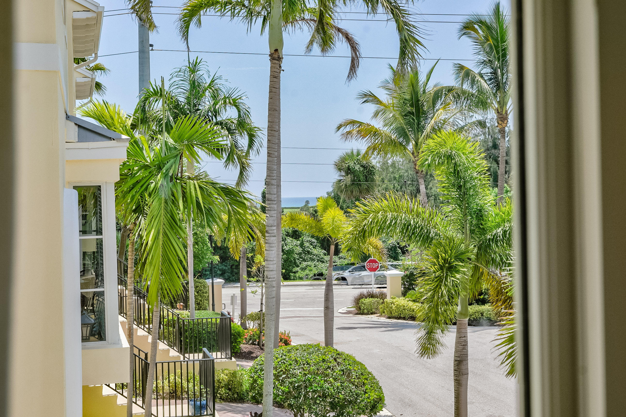 JUNO DUNES - Residential Lease