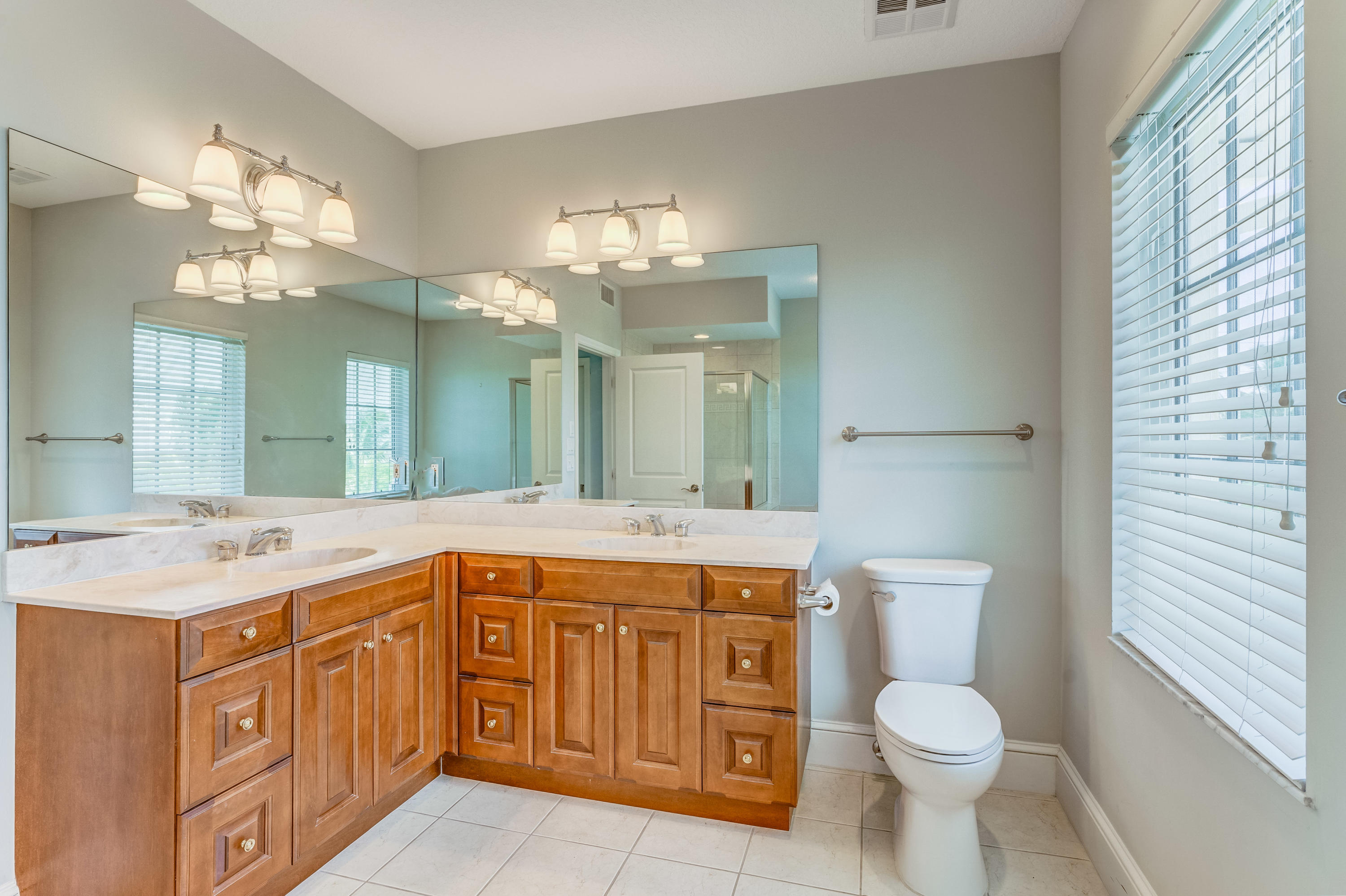 JUNO DUNES - Residential Lease