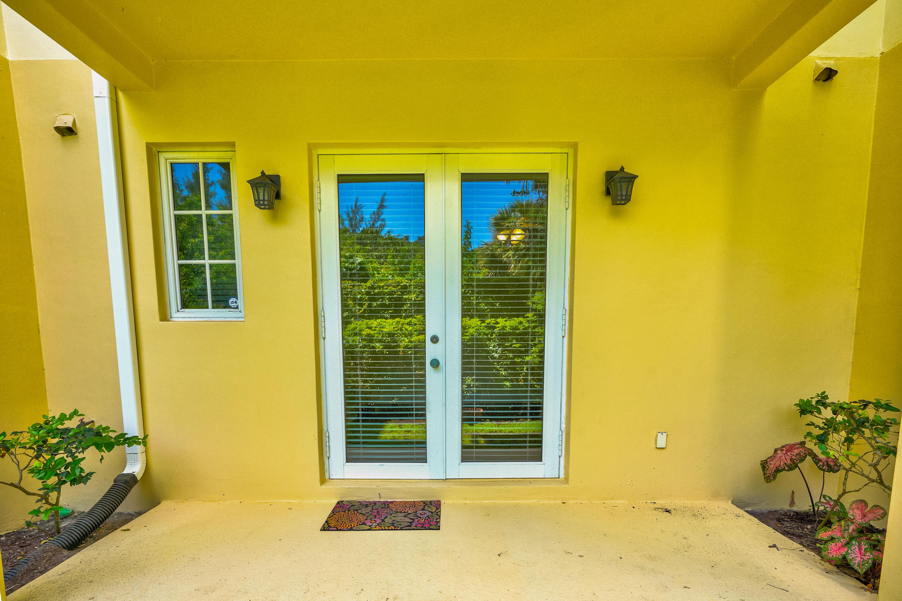 JUNO DUNES - Residential Lease