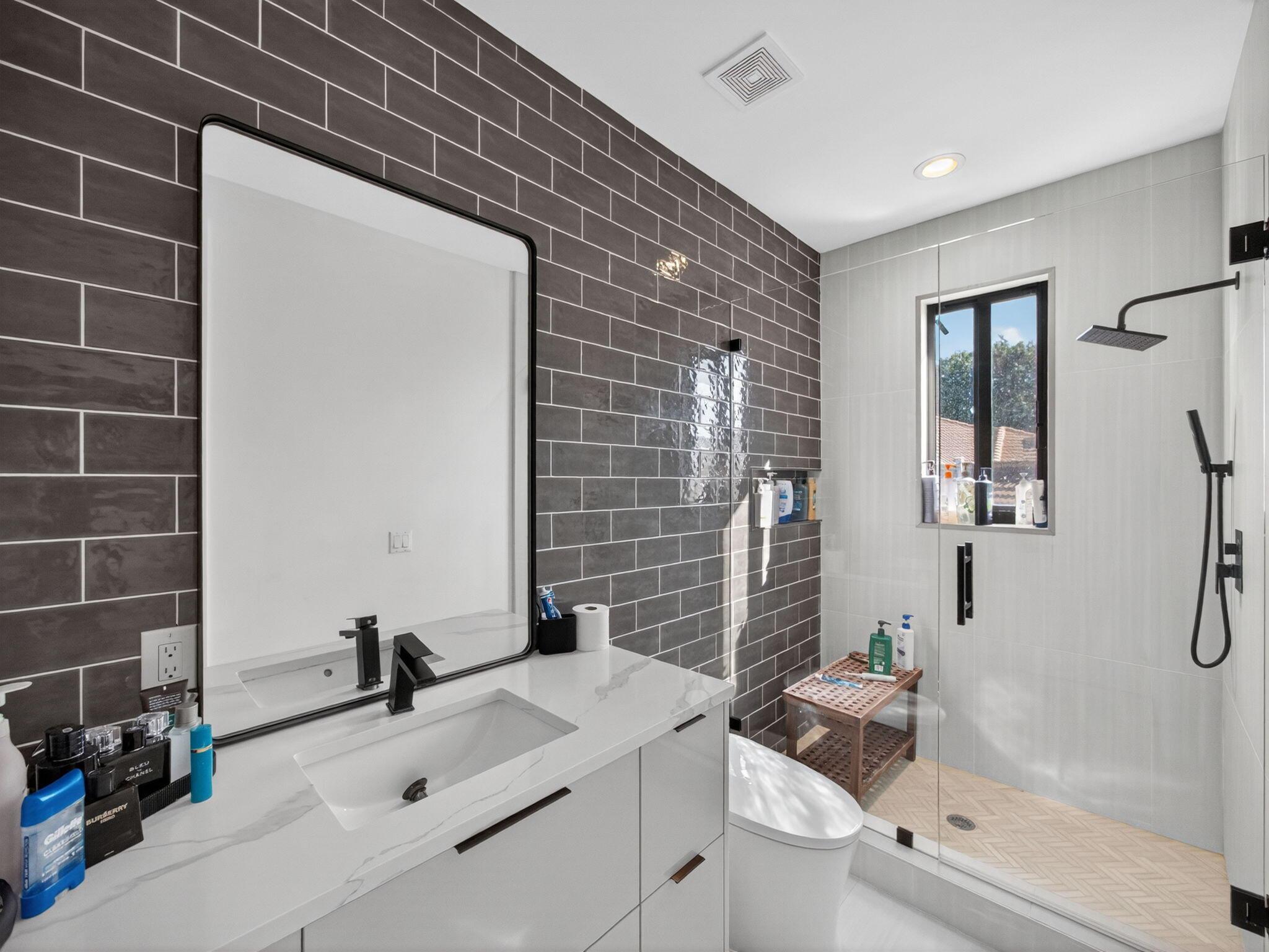 BALLENISLES - Residential