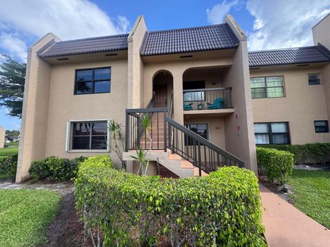 Property photo of 130 Lake Nancy Drive 101, West Palm Beach, FL 33411