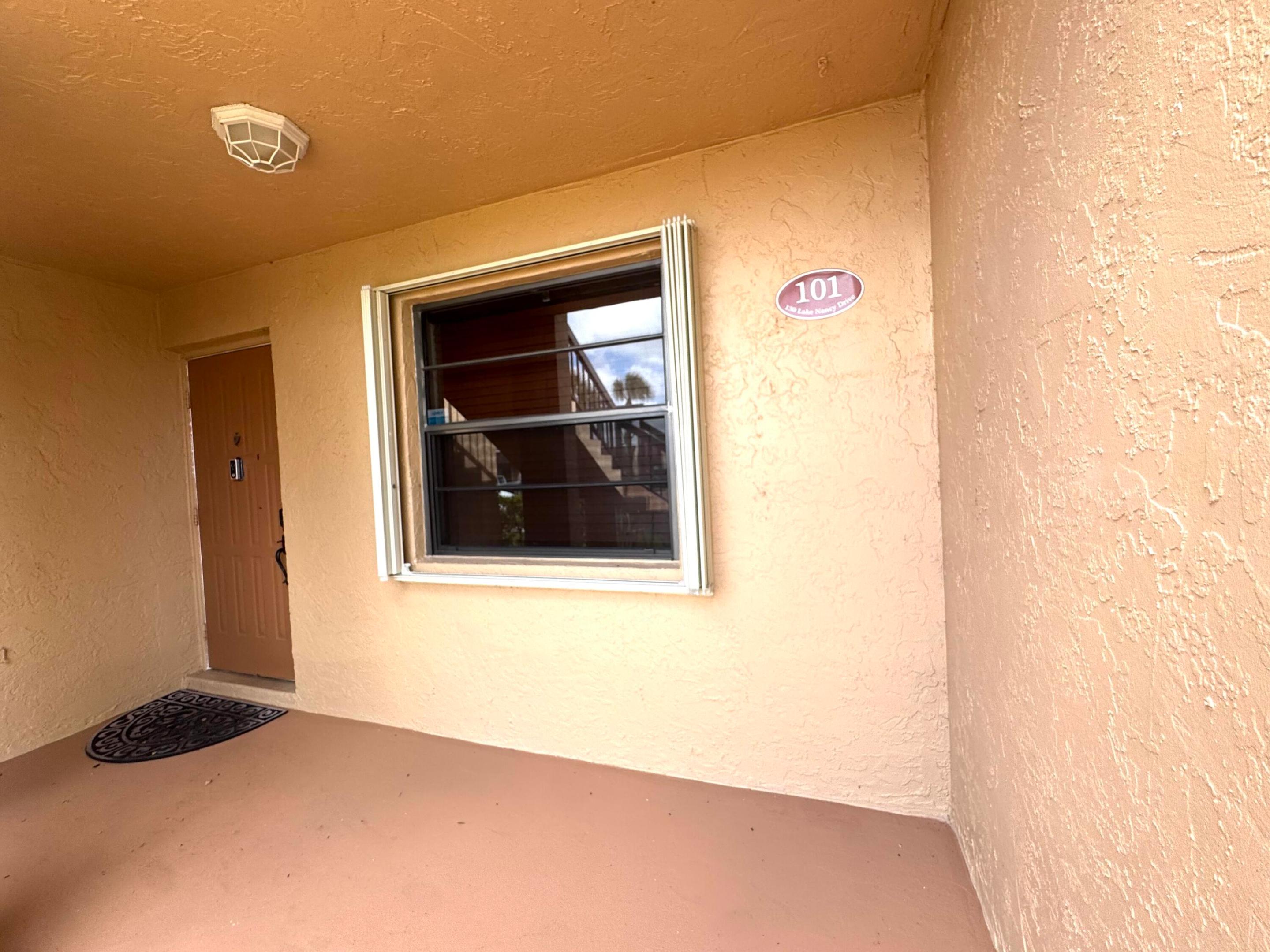 130 Lake Nancy Drive 101, West Palm Beach, FL, 33411/$269,900 3 130 Lake Nancy Drive 101