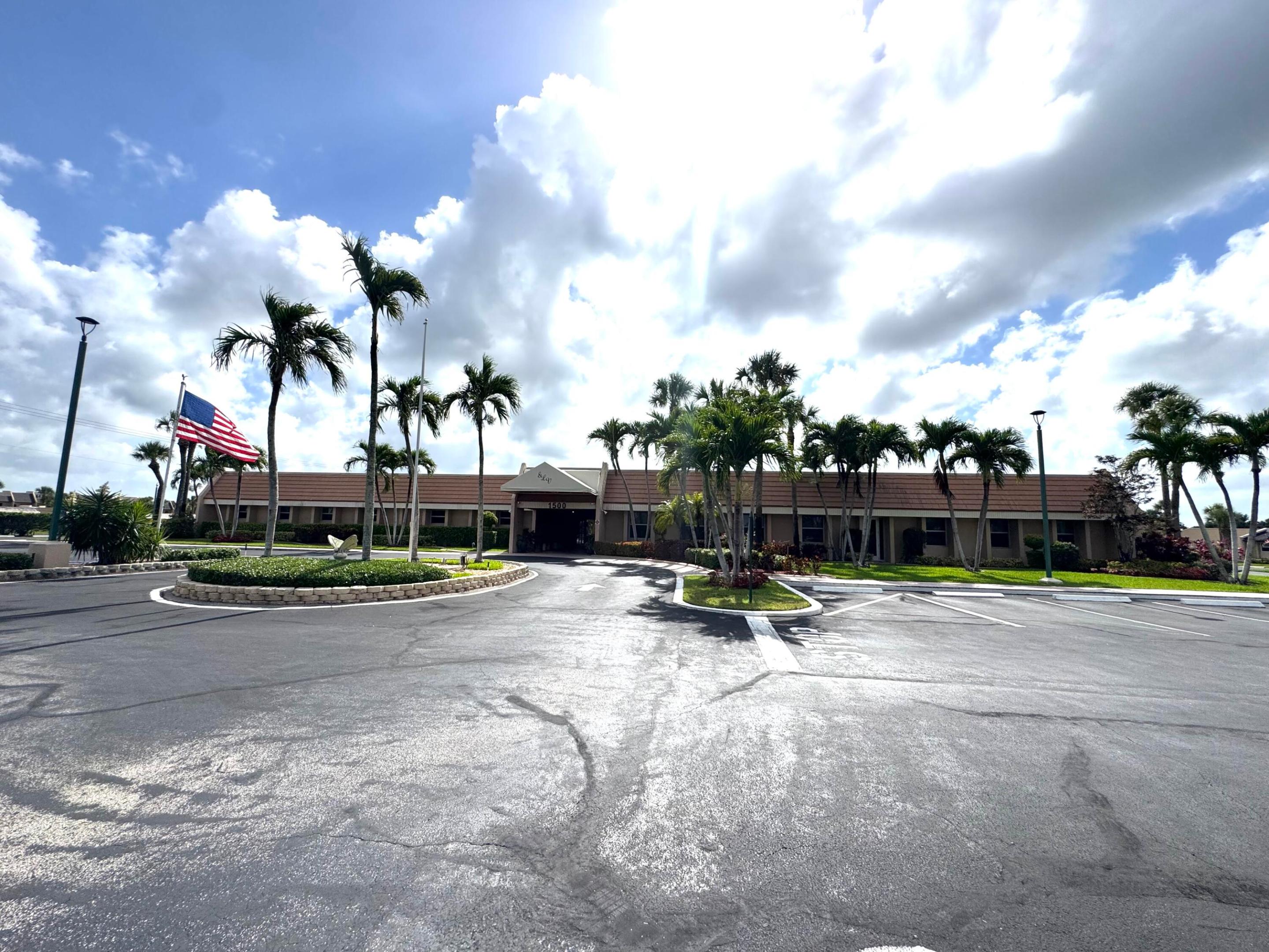 GOLDEN LAKES VILLAGE CONDO K - Residential