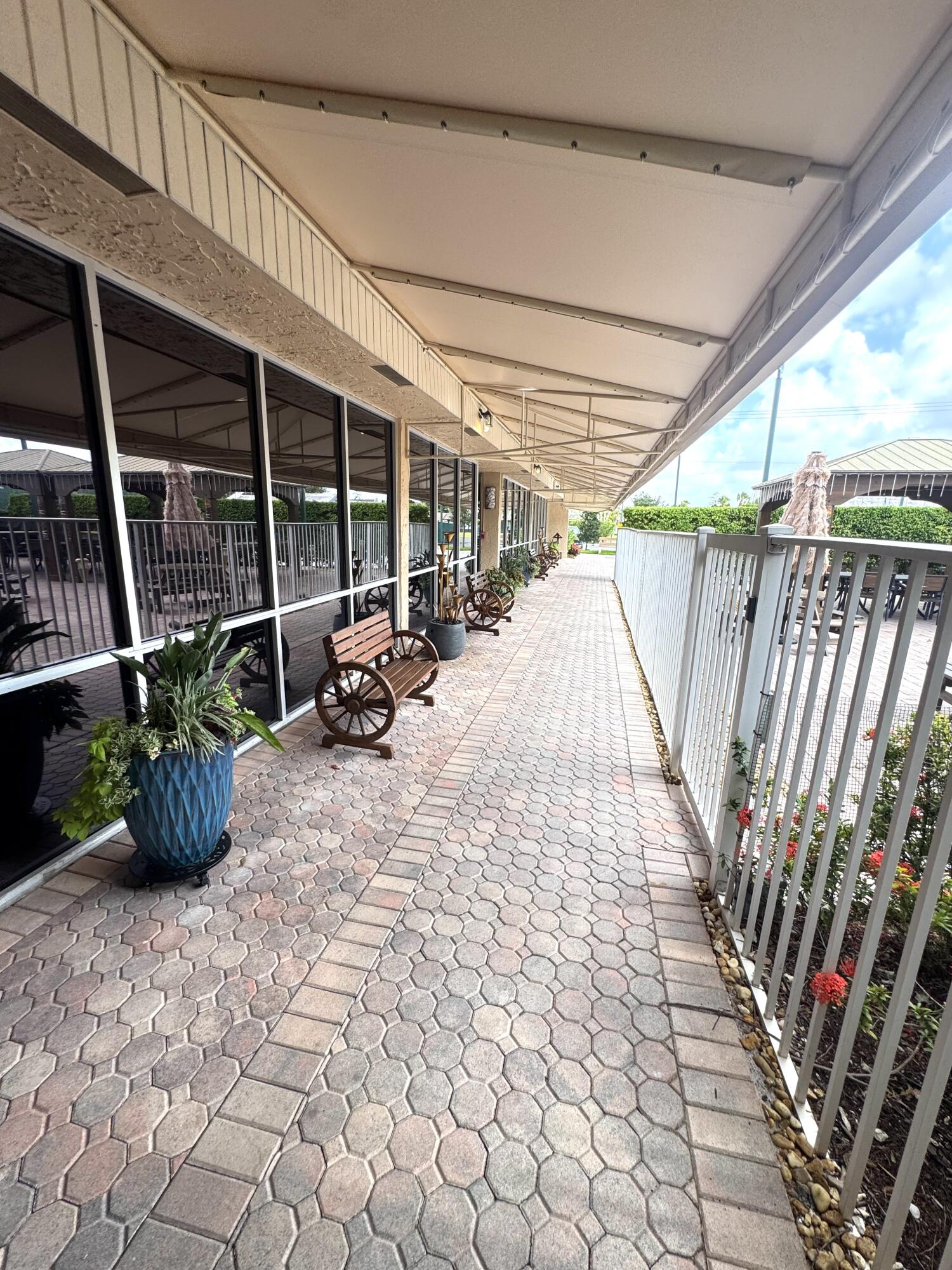 GOLDEN LAKES VILLAGE CONDO K - Residential