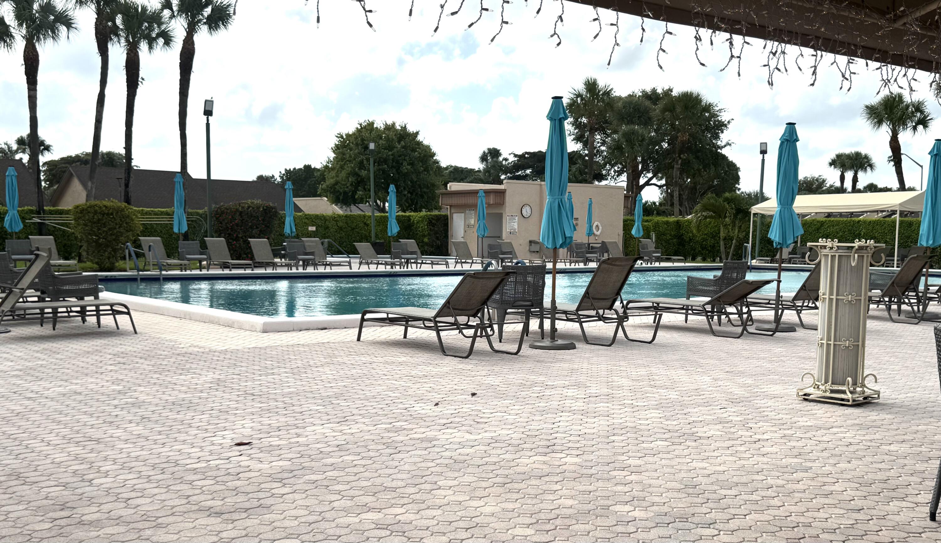 GOLDEN LAKES VILLAGE CONDO K - Residential