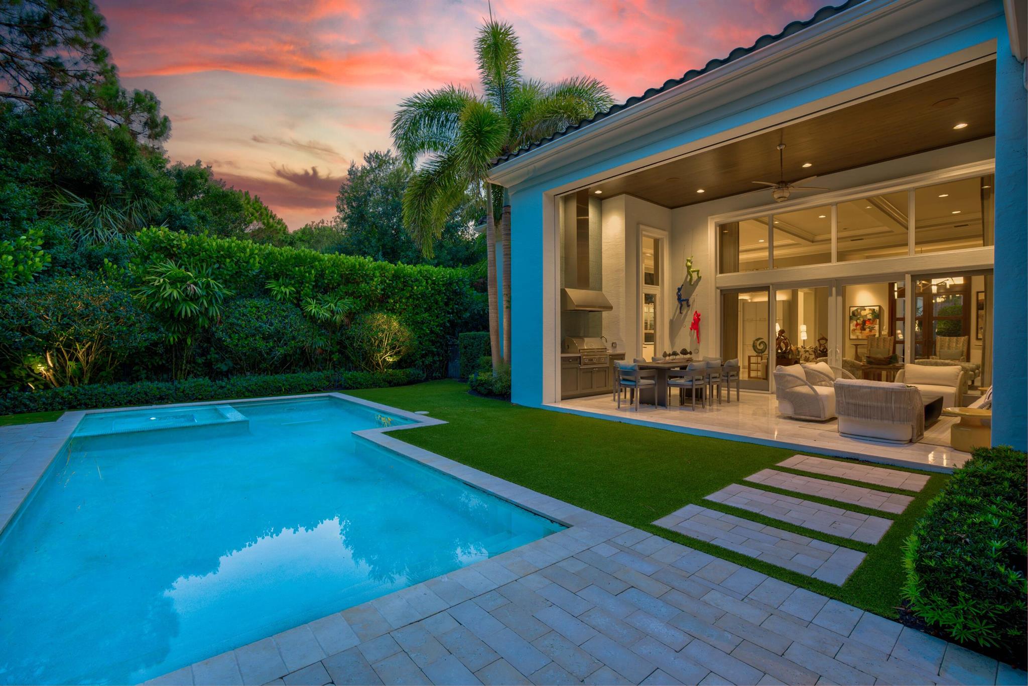 OLD PALM 2 - Residential