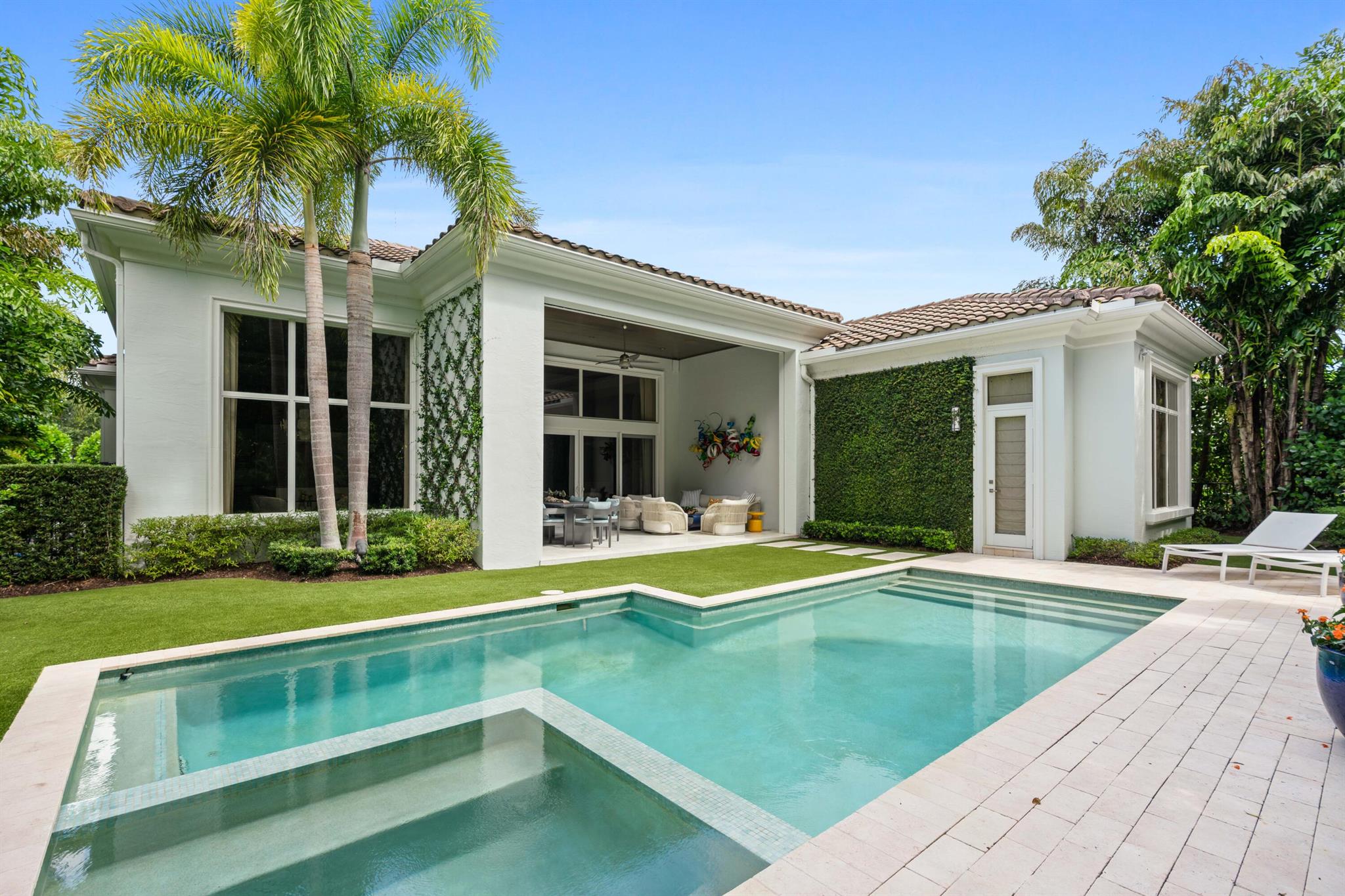 OLD PALM 2 - Residential