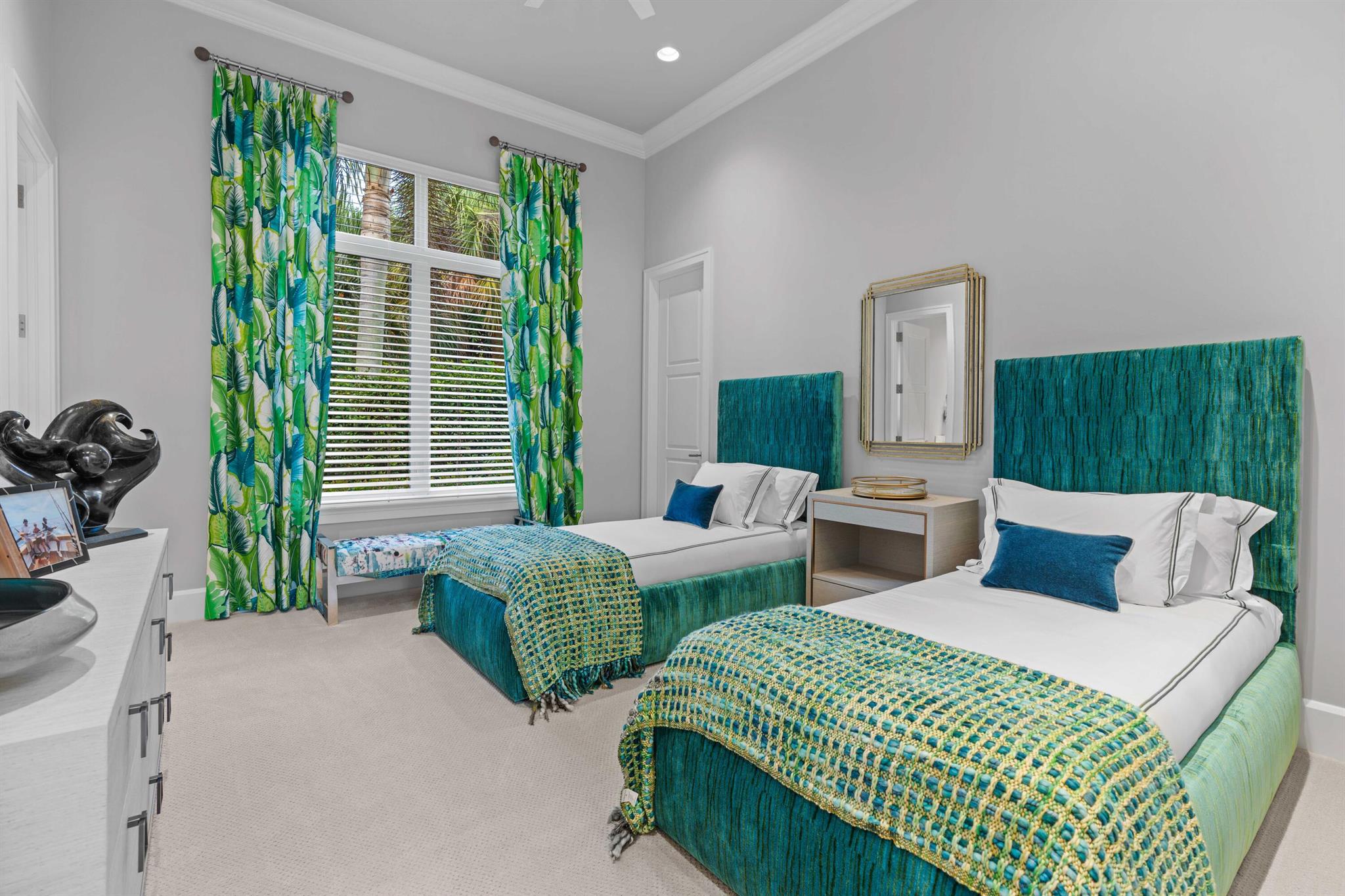 OLD PALM 2 - Residential