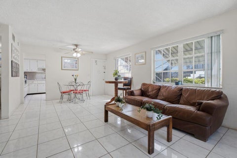 Tiny photo for 3720 Harrison Street #2, Hollywood, FL 33021 (MLS # B26087317)