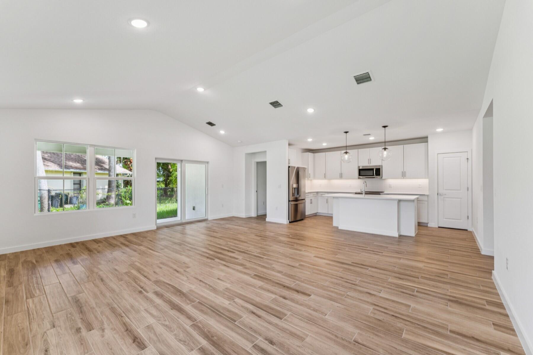 PORT ST LUCIE SECTION 12 - Residential