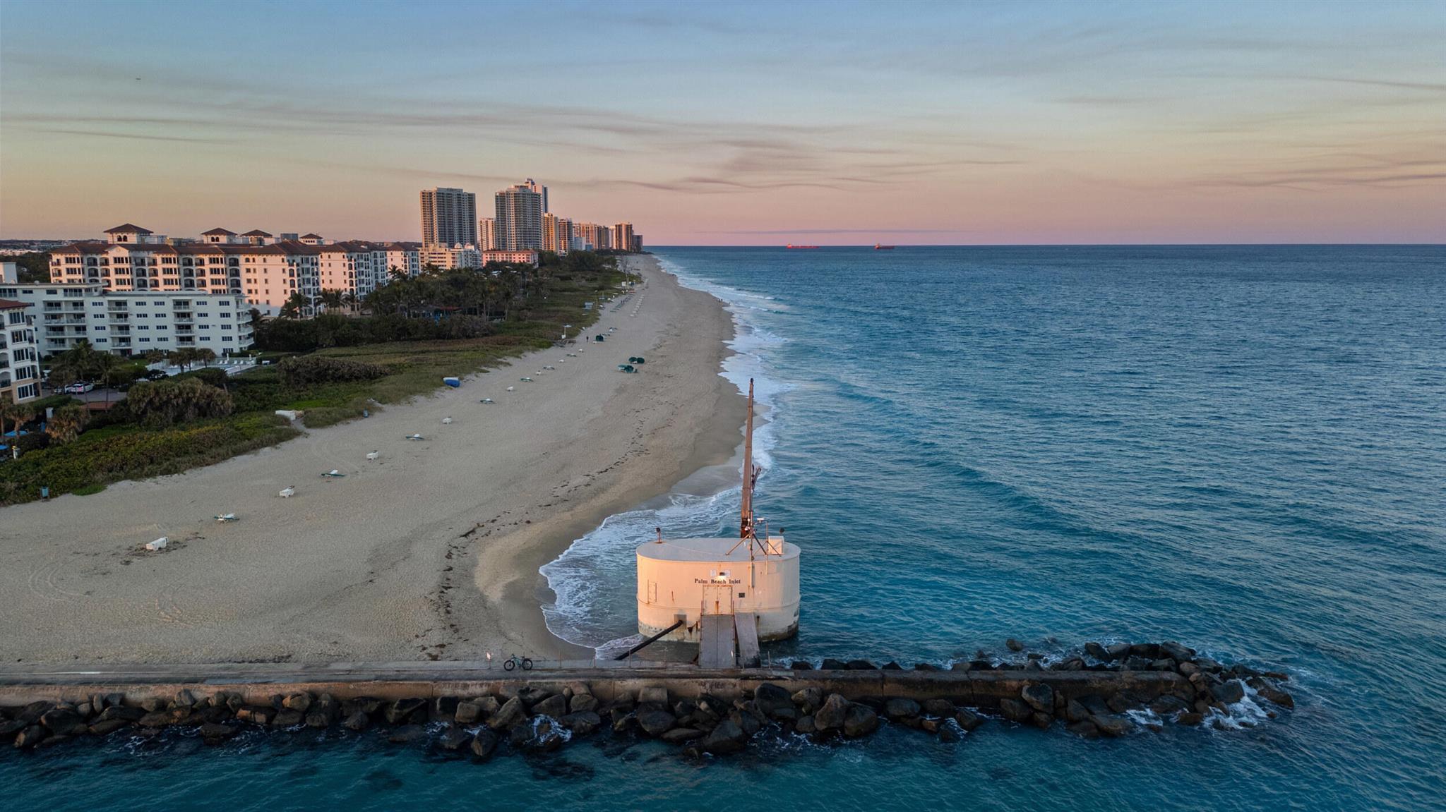 PALM BEACH SHORES - Residential