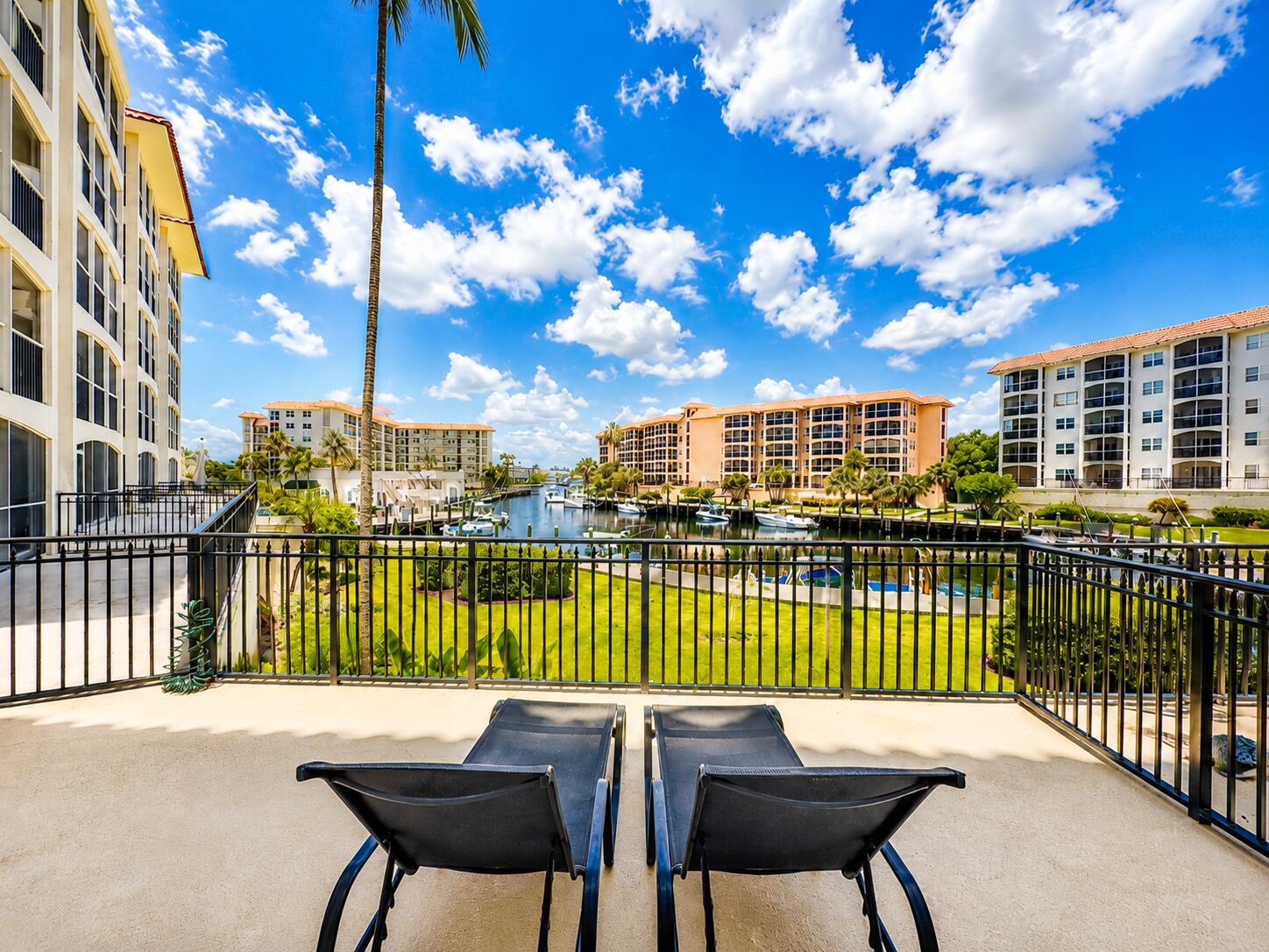 2871 N Ocean Boulevard M132