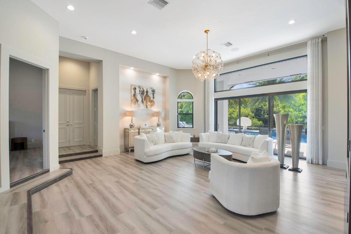 Delray Lakes Estates - Residential