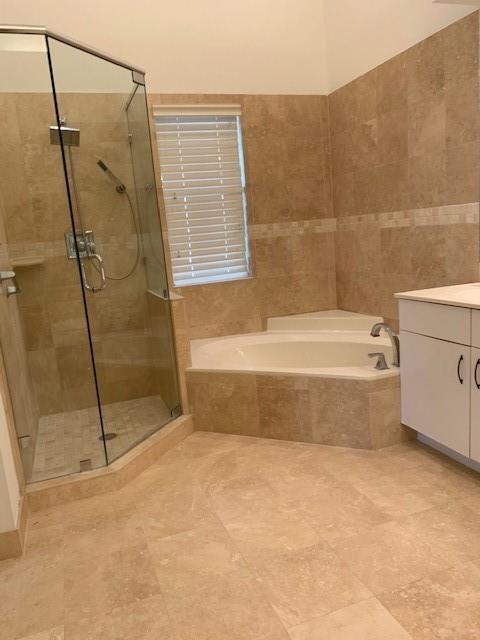 MONTEGO BAY - Residential Lease