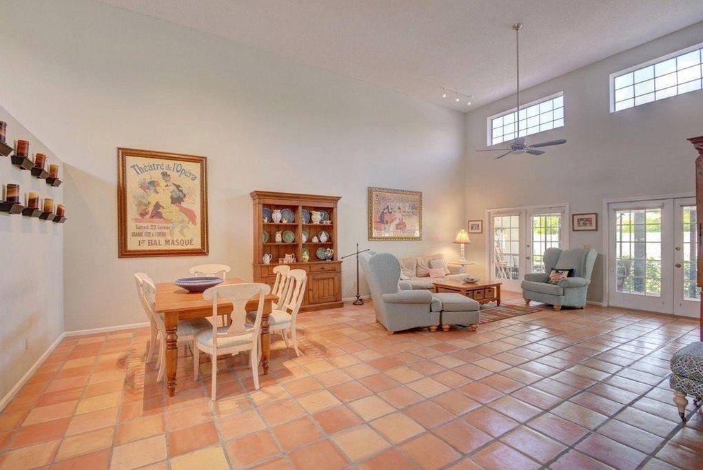 MONTEGO BAY - Residential Lease