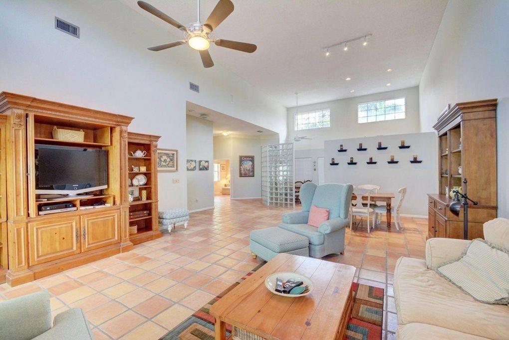 MONTEGO BAY - Residential Lease