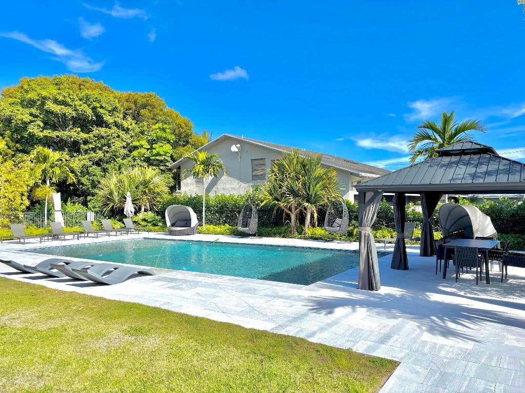 Photo of 660 Coventry Street, Boca Raton, FL 33487 (MLS # R11152449)