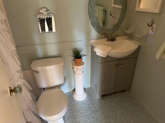 ORIOLE GARDENS TWO 49 CONDO - Residential