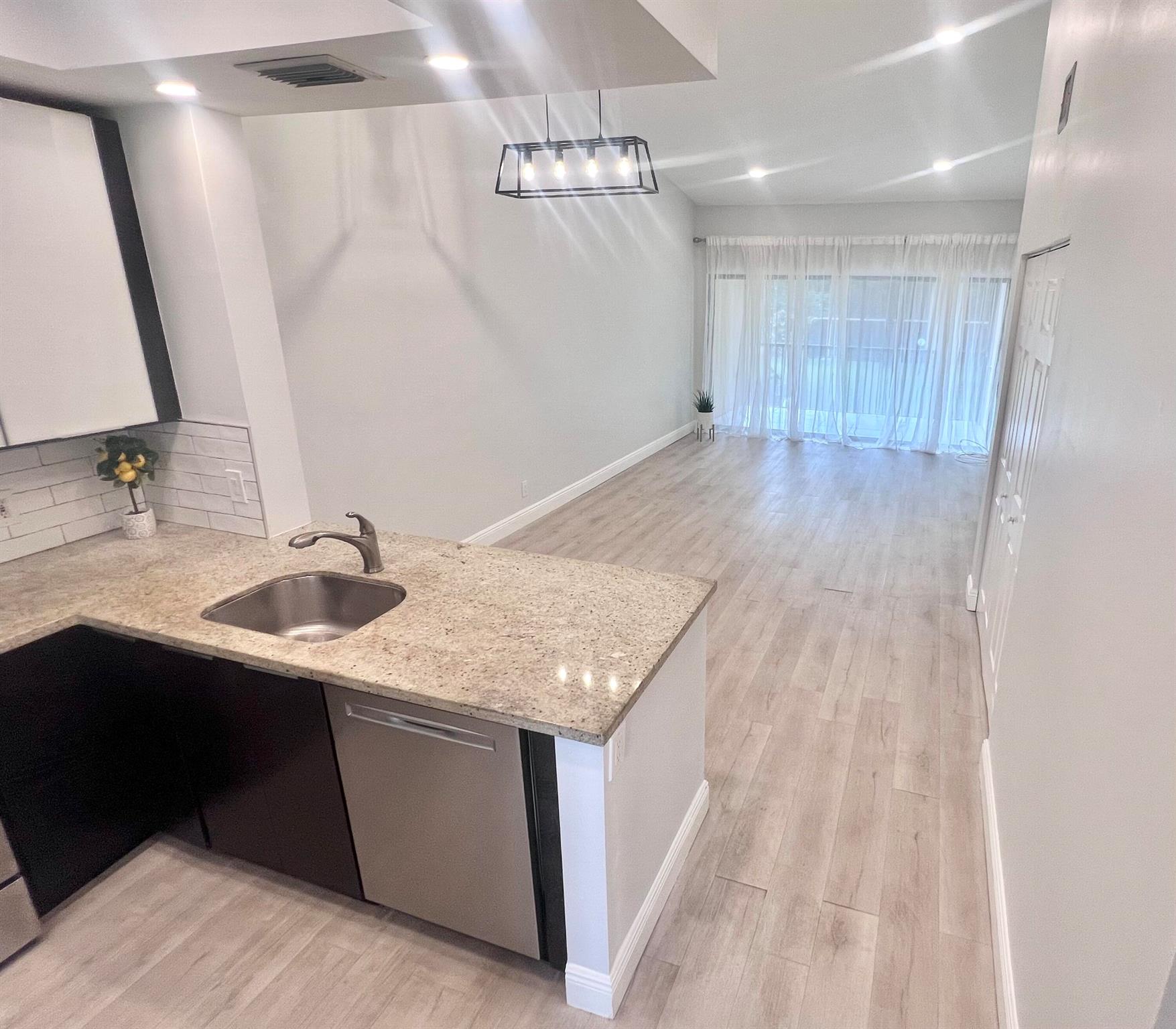 MEADOWRIDGE CONDO - Residential Lease