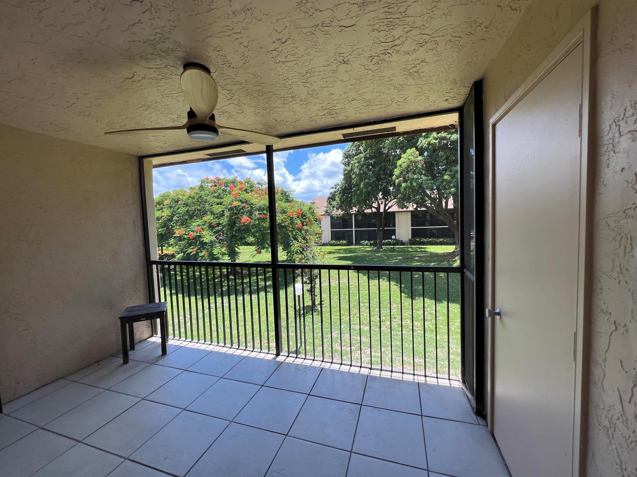 MEADOWRIDGE CONDO - Residential Lease