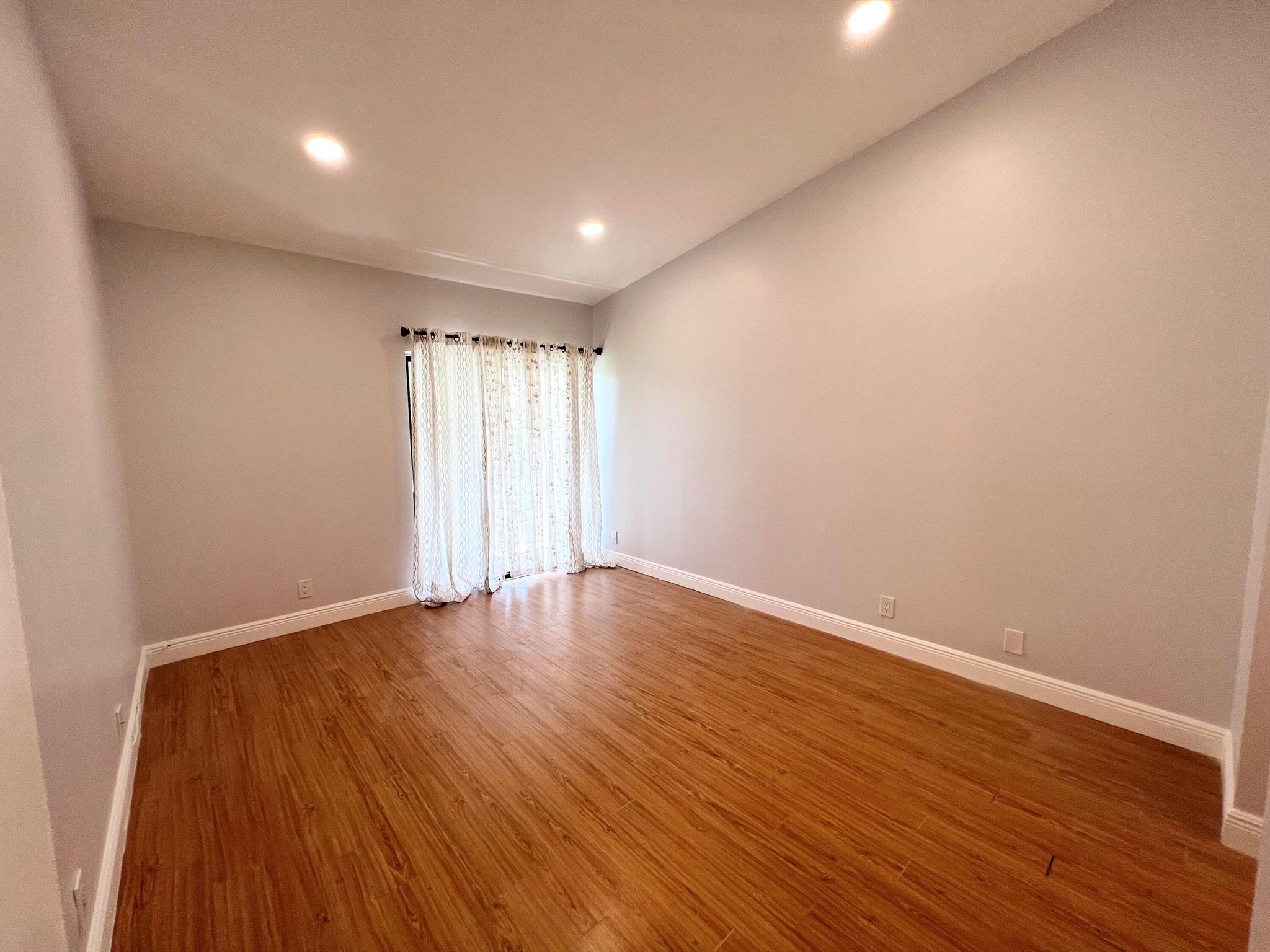 MEADOWRIDGE CONDO - Residential Lease