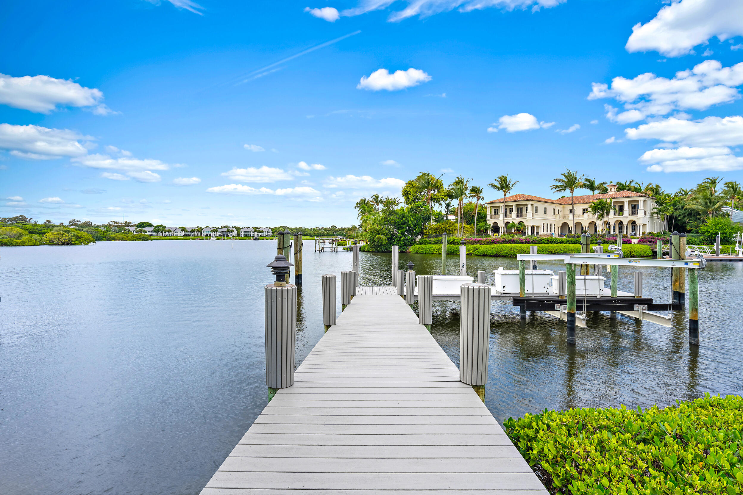 Admirals Cove - Residential