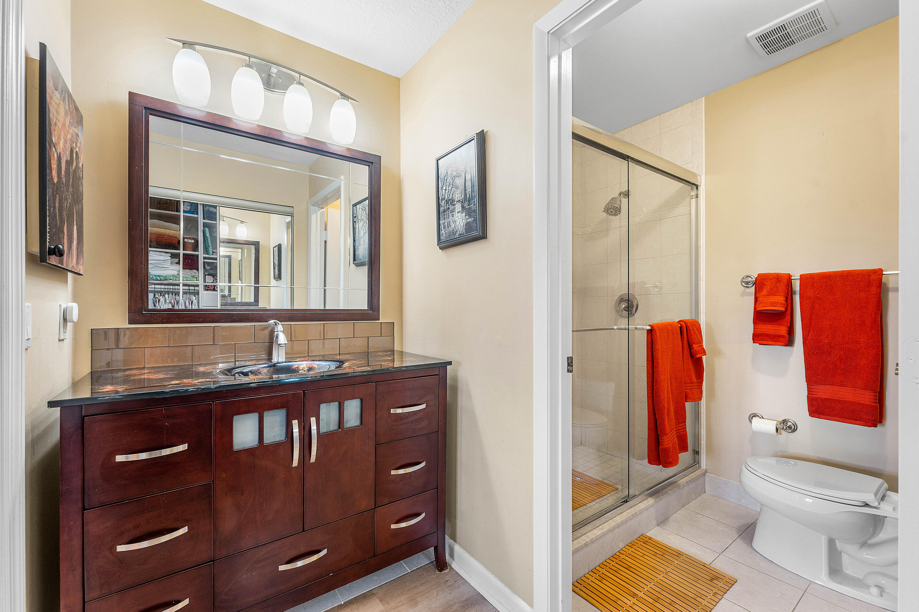 THORNHILL GLEN - Residential