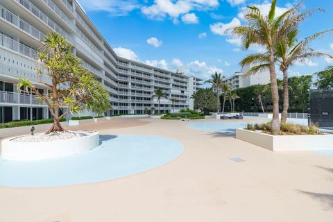 A home in South Palm Beach