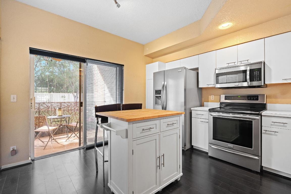 CORAL REEF CLUB - Residential