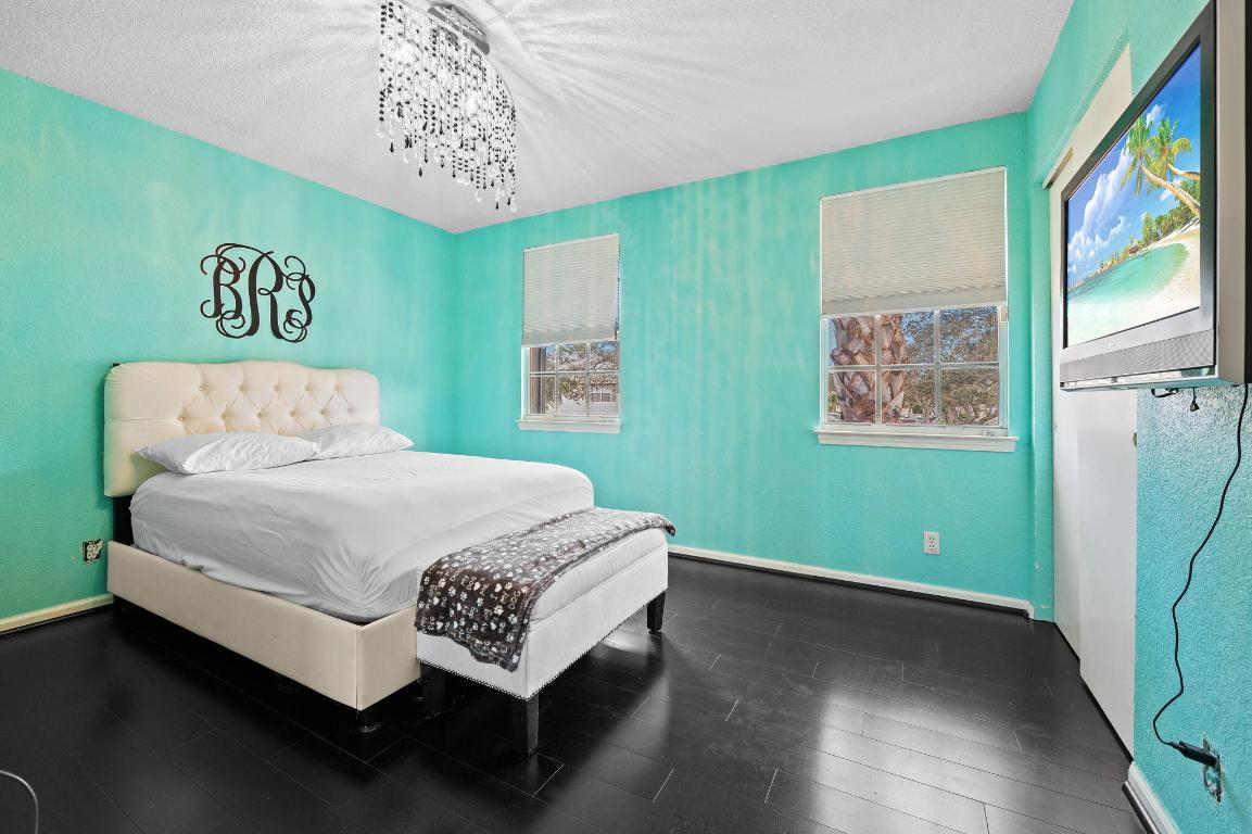 CORAL REEF CLUB - Residential