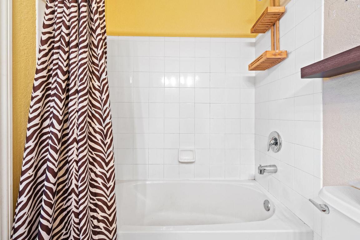 CORAL REEF CLUB - Residential