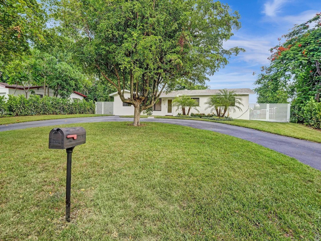 View photos, virtual tours, details... 260 NW 36th Street