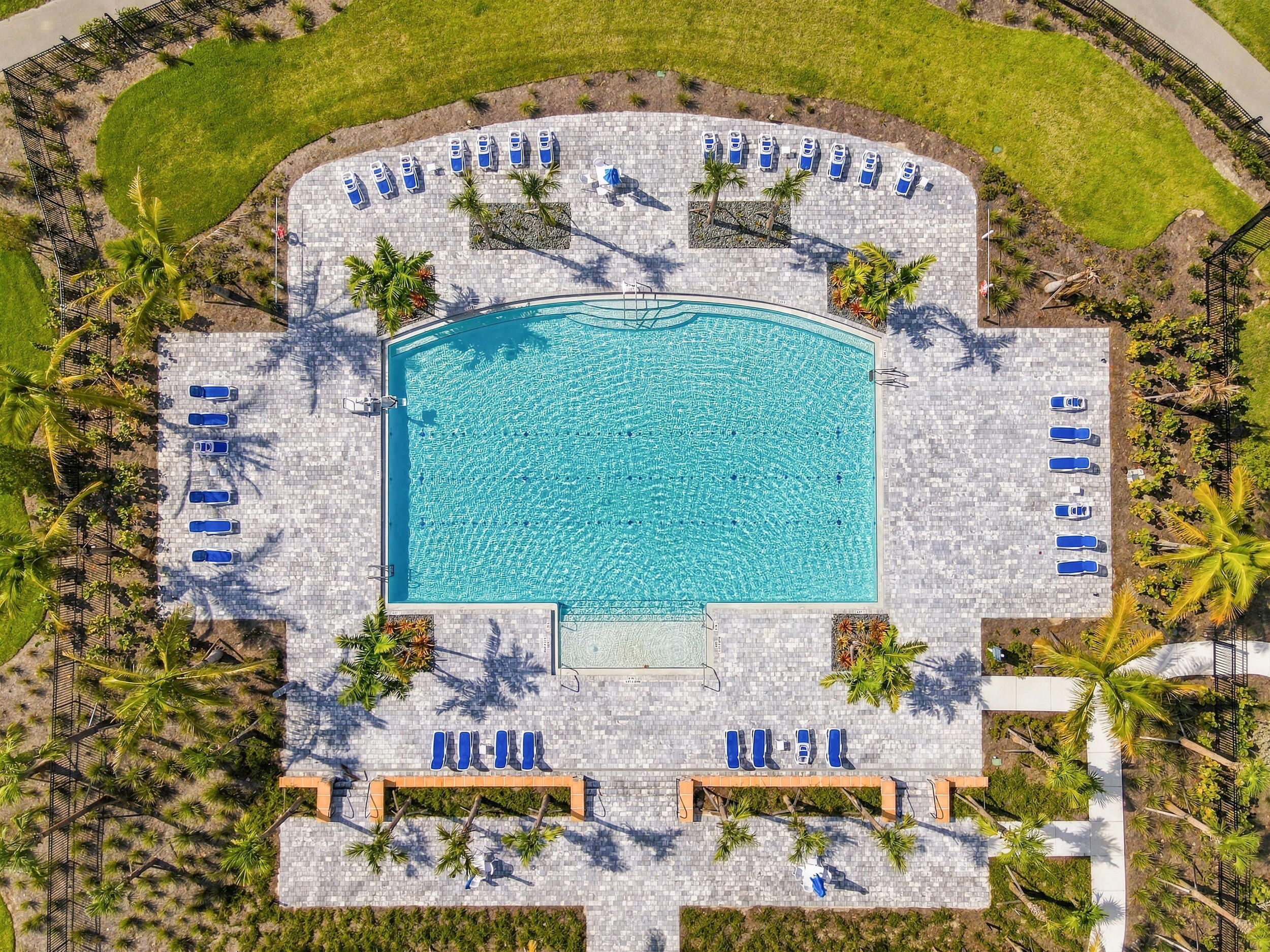 1399 Arrowhead Point Road
