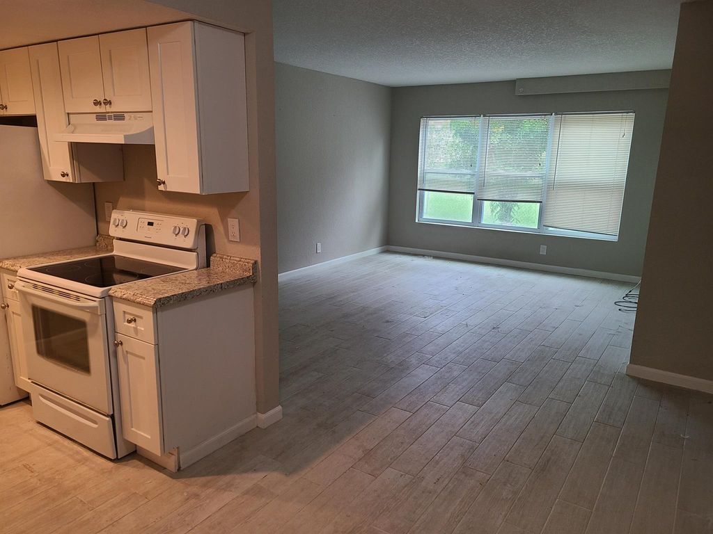 Photo of 119 NW 1st Avenue #4, Delray Beach, FL 33444 (MLS # R11084781)