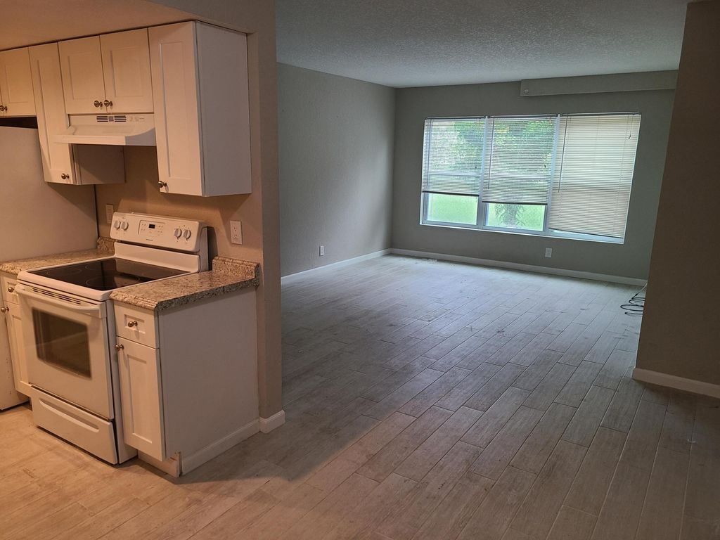 Photo of 119 NW 1st Avenue #4, Delray Beach, FL 33444 (MLS # R11084781)