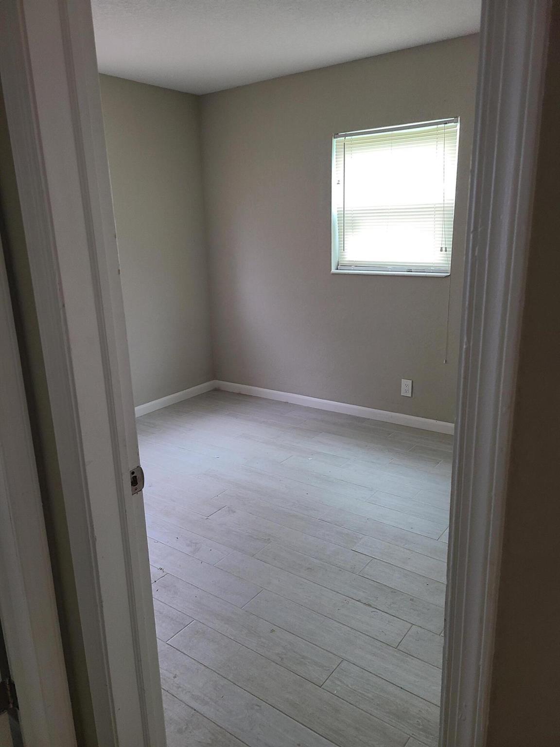 119 NW 1st Avenue 4