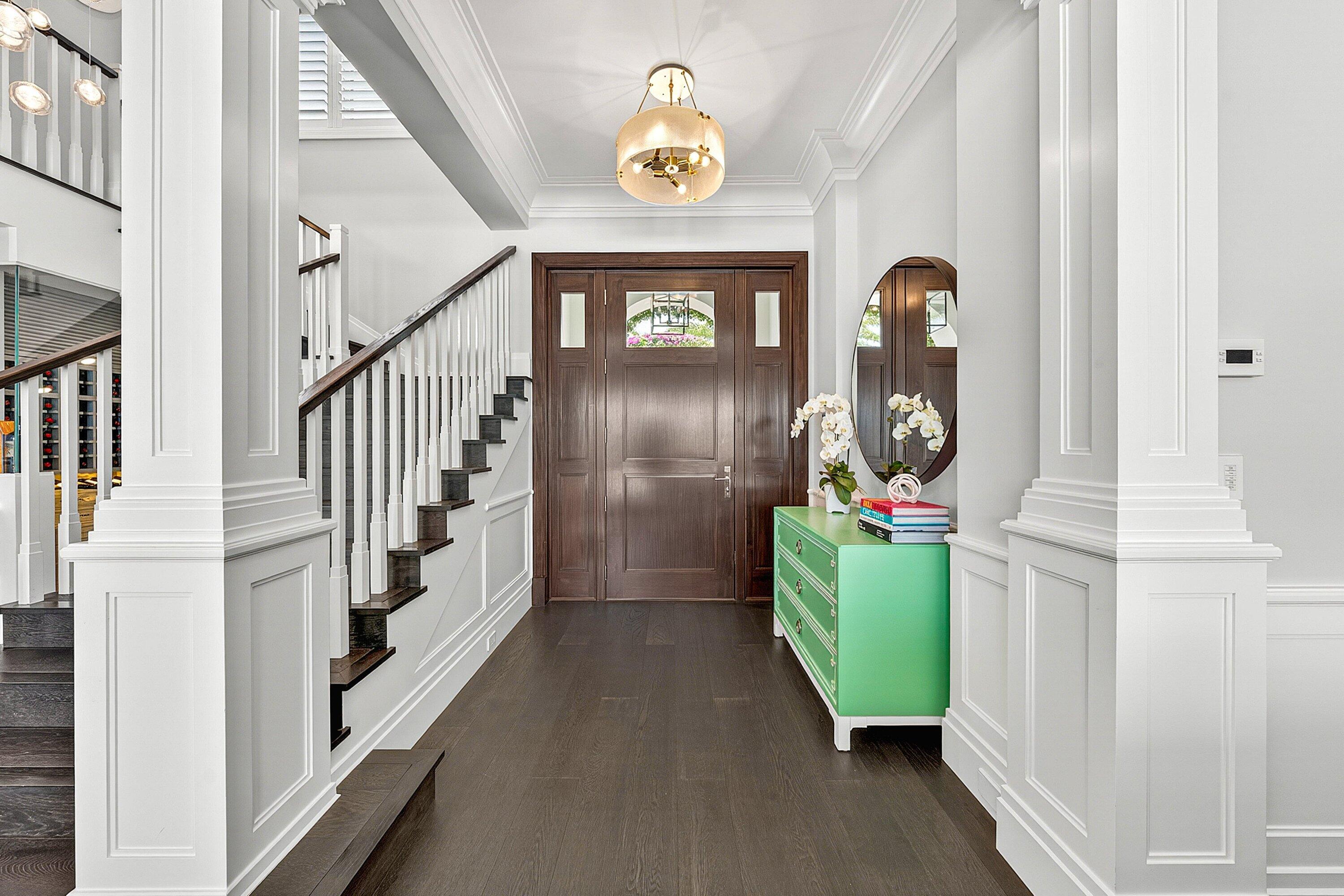 2530 Avenue Au Soleil