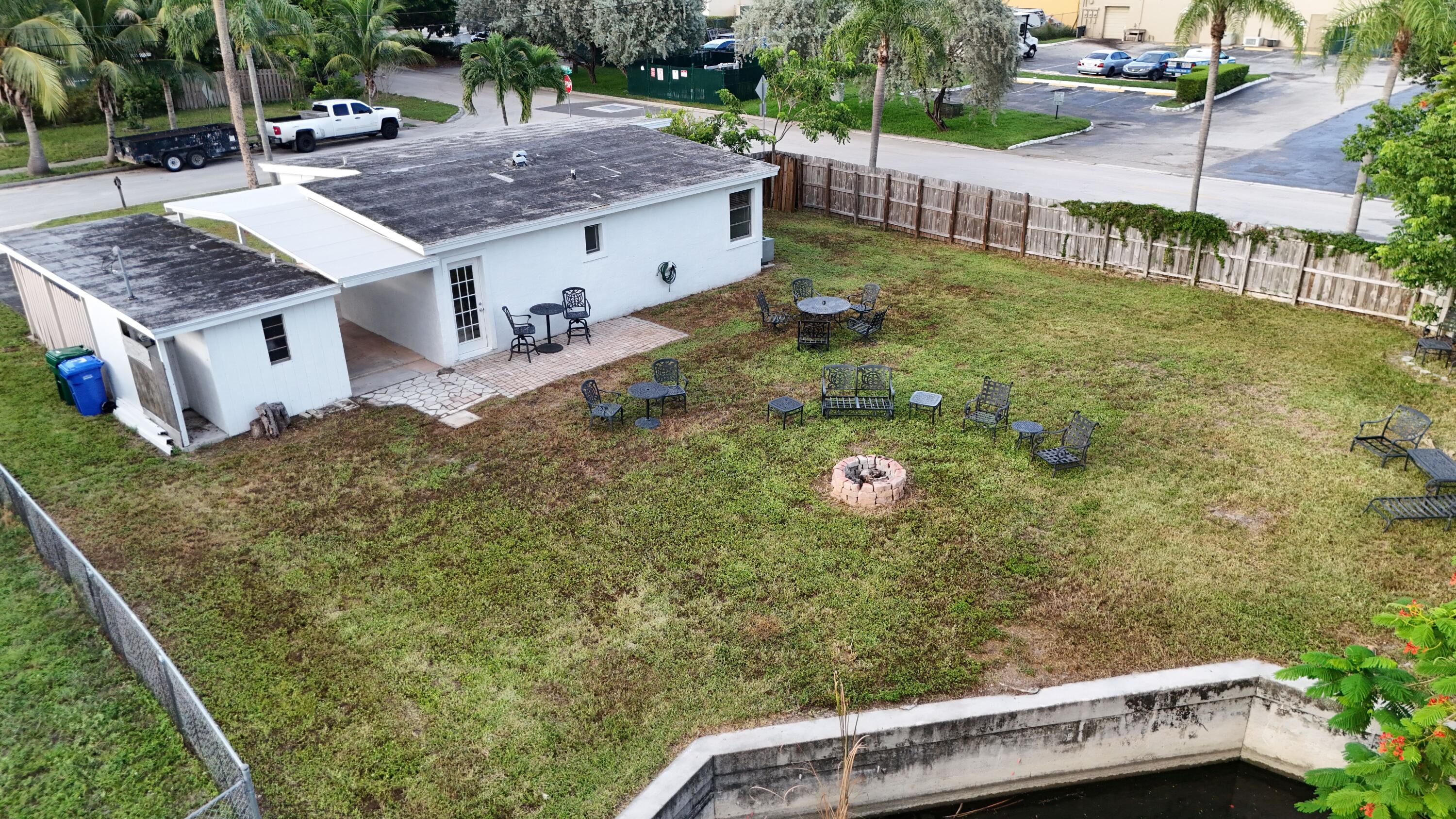 5800 NW 19TH Court